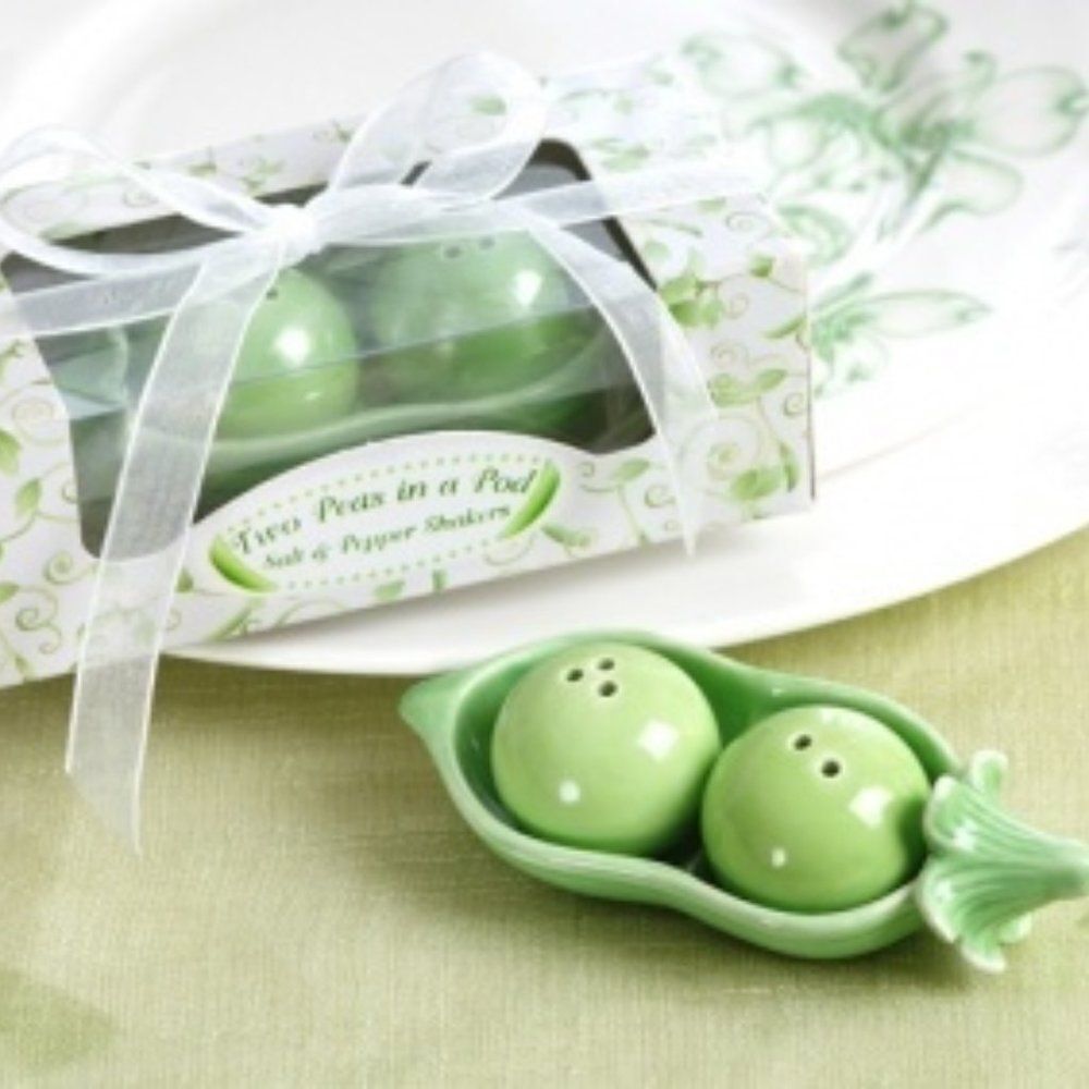 Salt & Pepper Shakers Two Peas in A Pod Party Shower Gift Collectible Kate Aspen